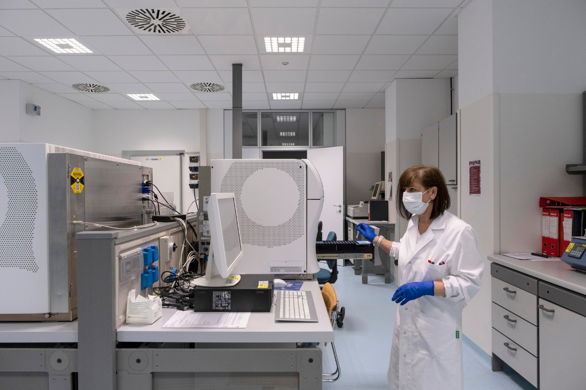 Interno di un laboratorio analisi
