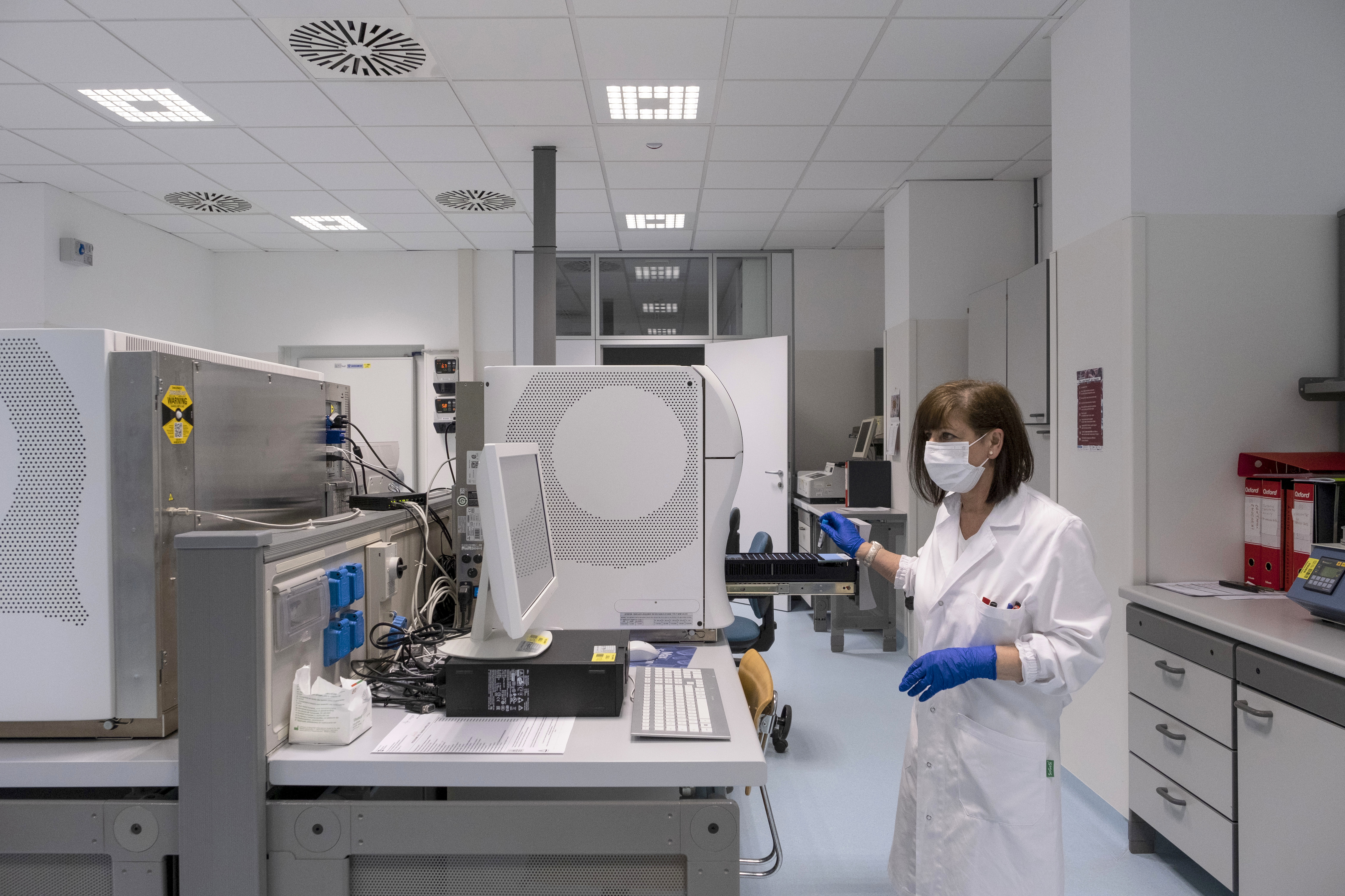 IRCCS Pavia, Servizio medicina laboratorio